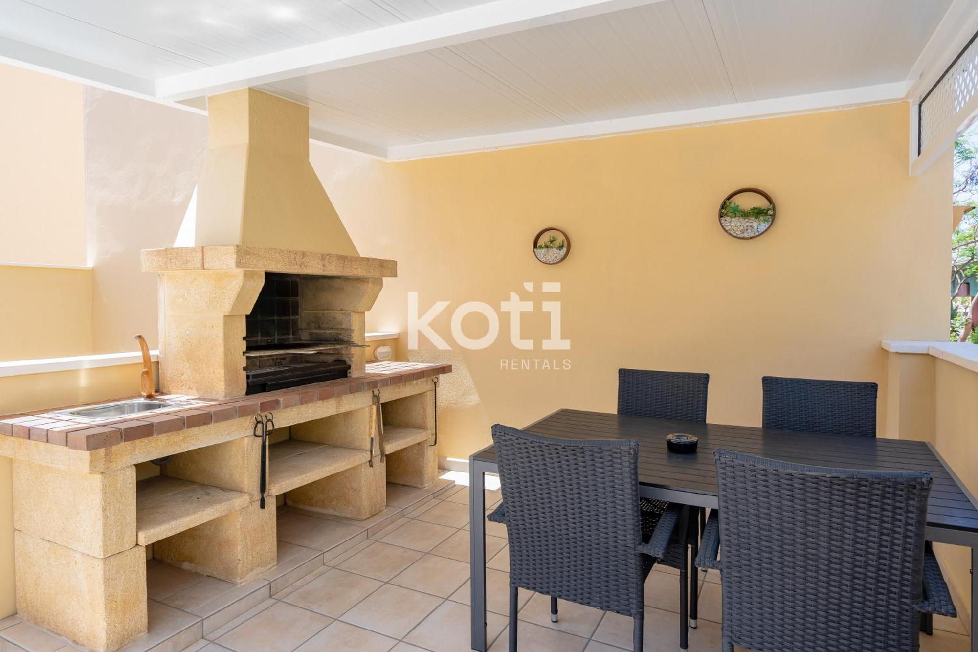 Koti Rentals - Casita Rosario Pino Rooftop Y Bbq 푸엔히롤라 외부 사진