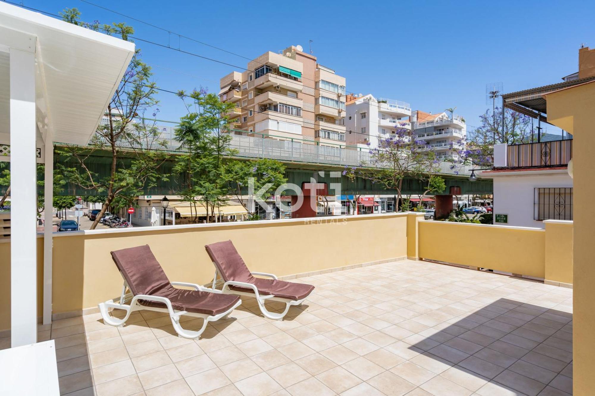 Koti Rentals - Casita Rosario Pino Rooftop Y Bbq 푸엔히롤라 외부 사진
